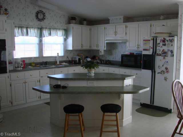 121 Pleasant Ridge Road Stoneville, NC 27048 - Photo 2 of 2 Other. Kitchen