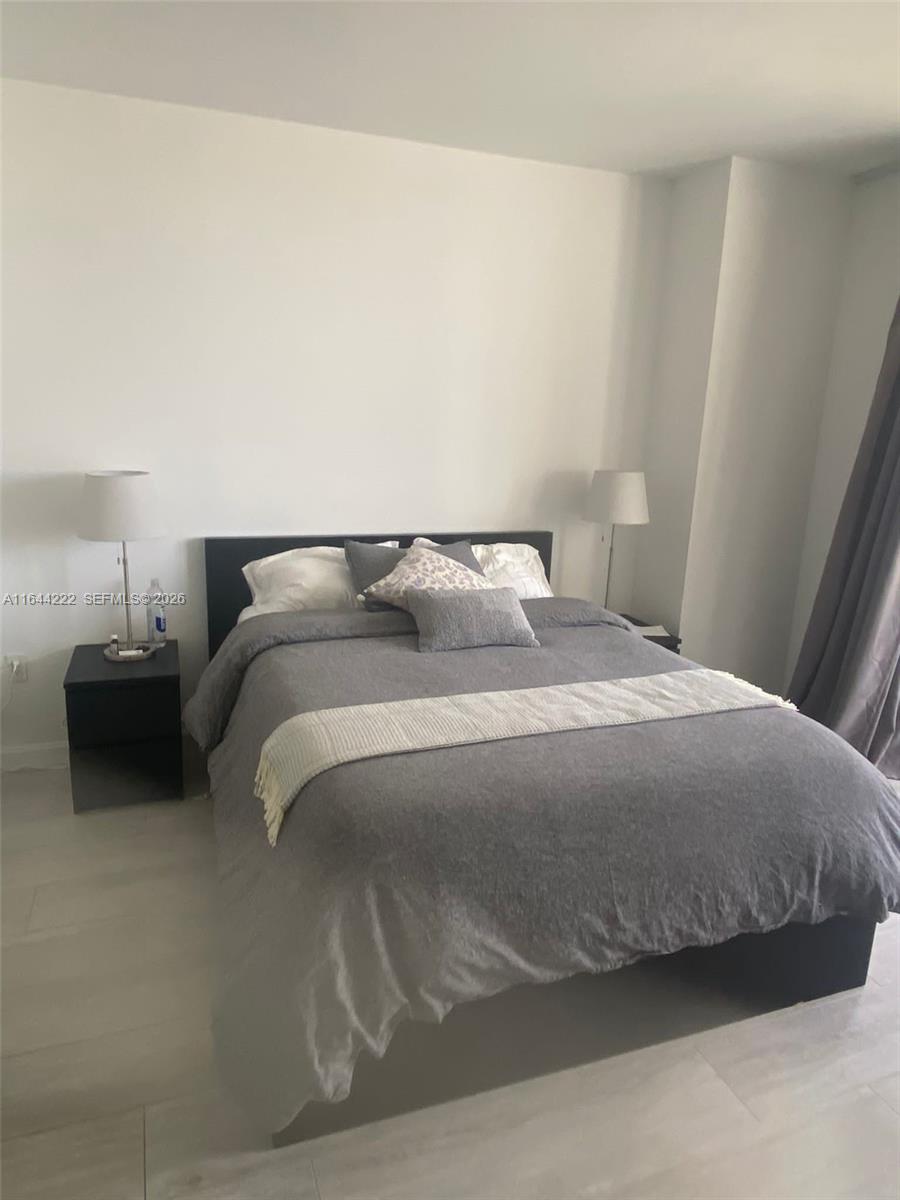 45 Southwest 9th Street, Unit 1005 Miami, FL 33130 - Photo 26 of 47