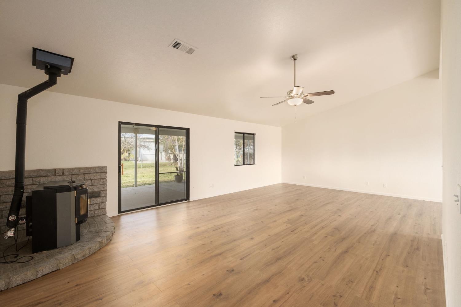 19608 Road 31 Madera, CA 93638 - Photo 12 of 31