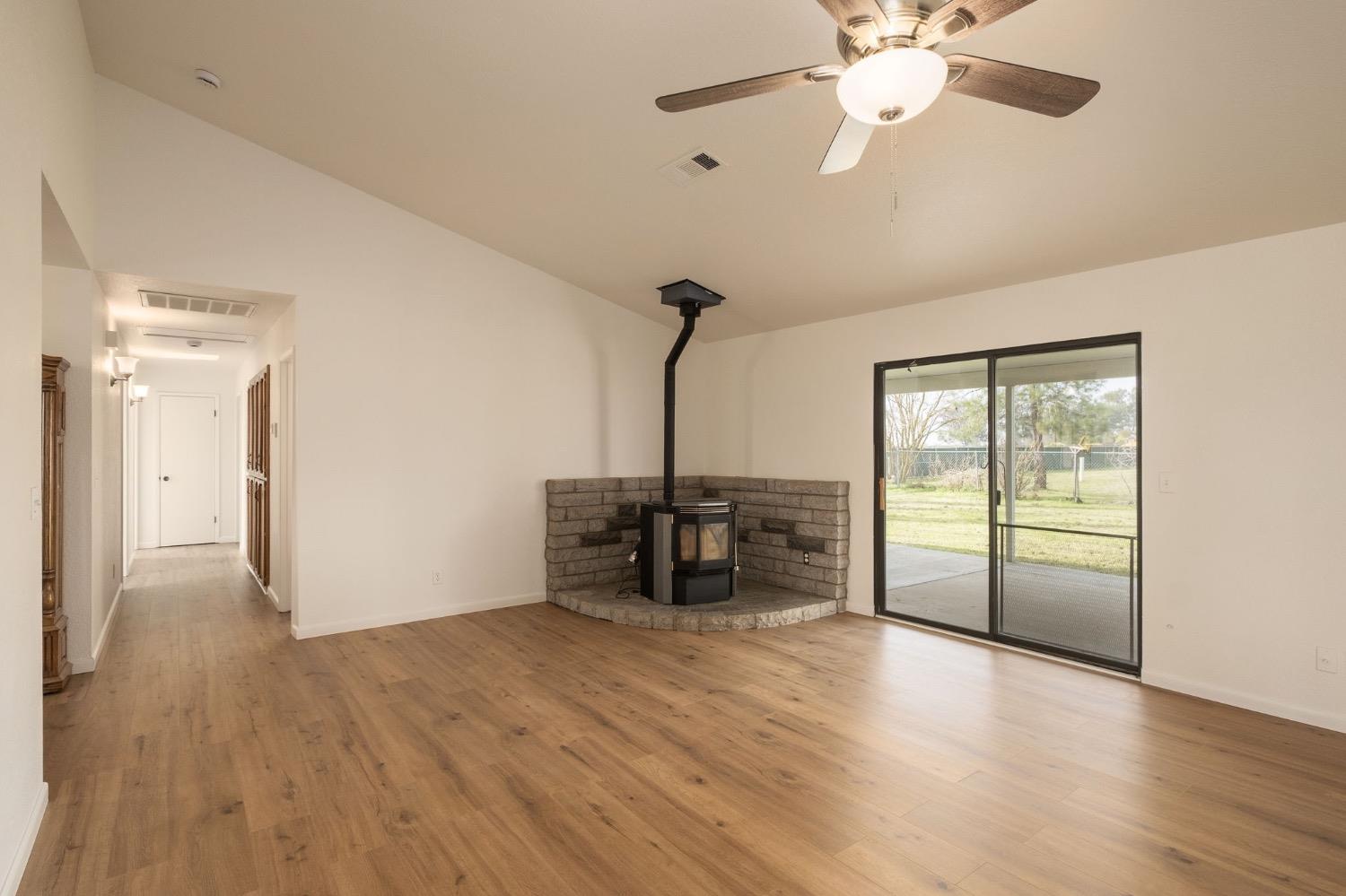 19608 Road 31 Madera, CA 93638 - Photo 13 of 31