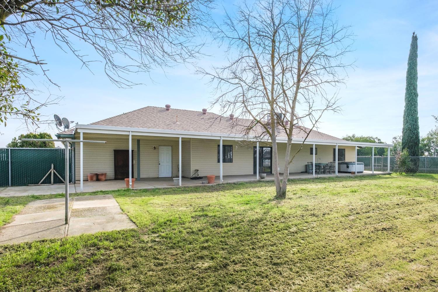 19608 Road 31 Madera, CA 93638 - Photo 29 of 31