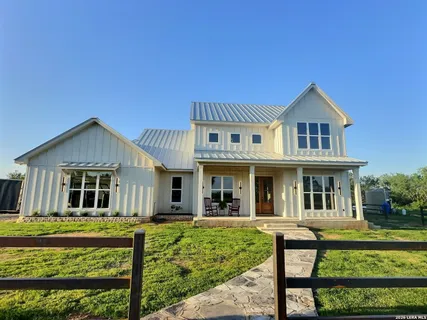 $850,000 | 1230 Old Pearsall Road, Jourdanton, TX 78026