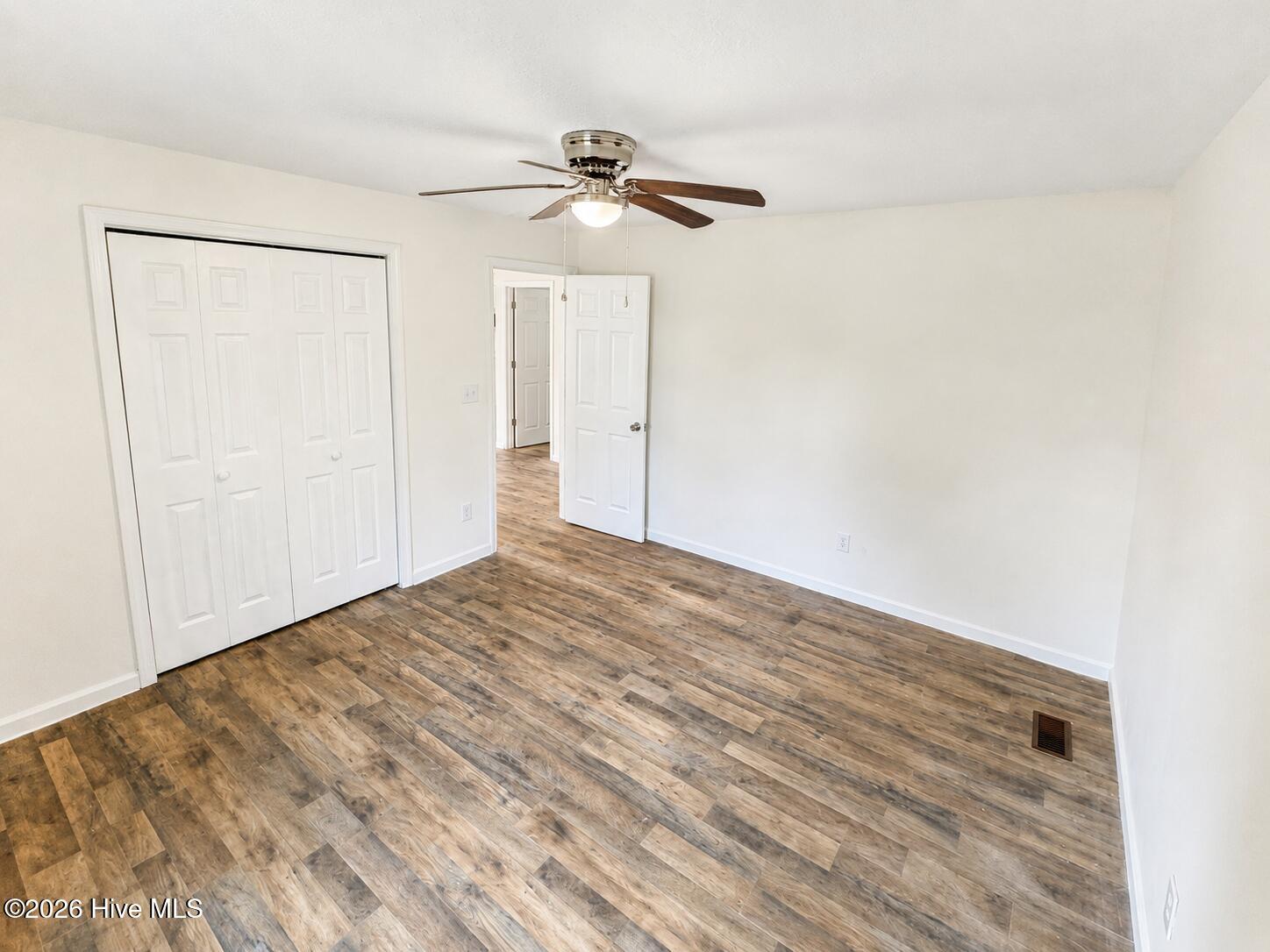2010 Virginia Avenue Augusta, GA 30906 - Photo 17 of 37 18_empty_modern_room_with_ceiling_fan
