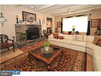 1387 Cedar Grove Road Media, PA 19063 - Photo 2 of 12 Living Room