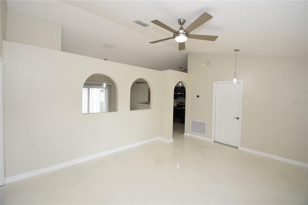 31 Slumber Path Palm Coast, FL 32164 - Photo 6 of 30