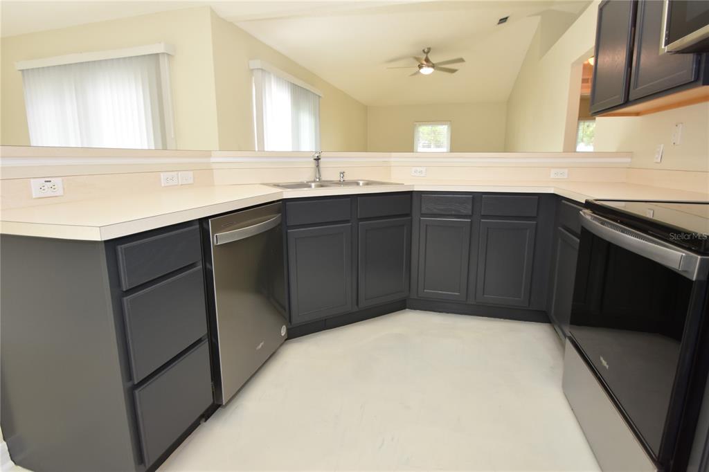 31 Slumber Path Palm Coast, FL 32164 - Photo 10 of 30