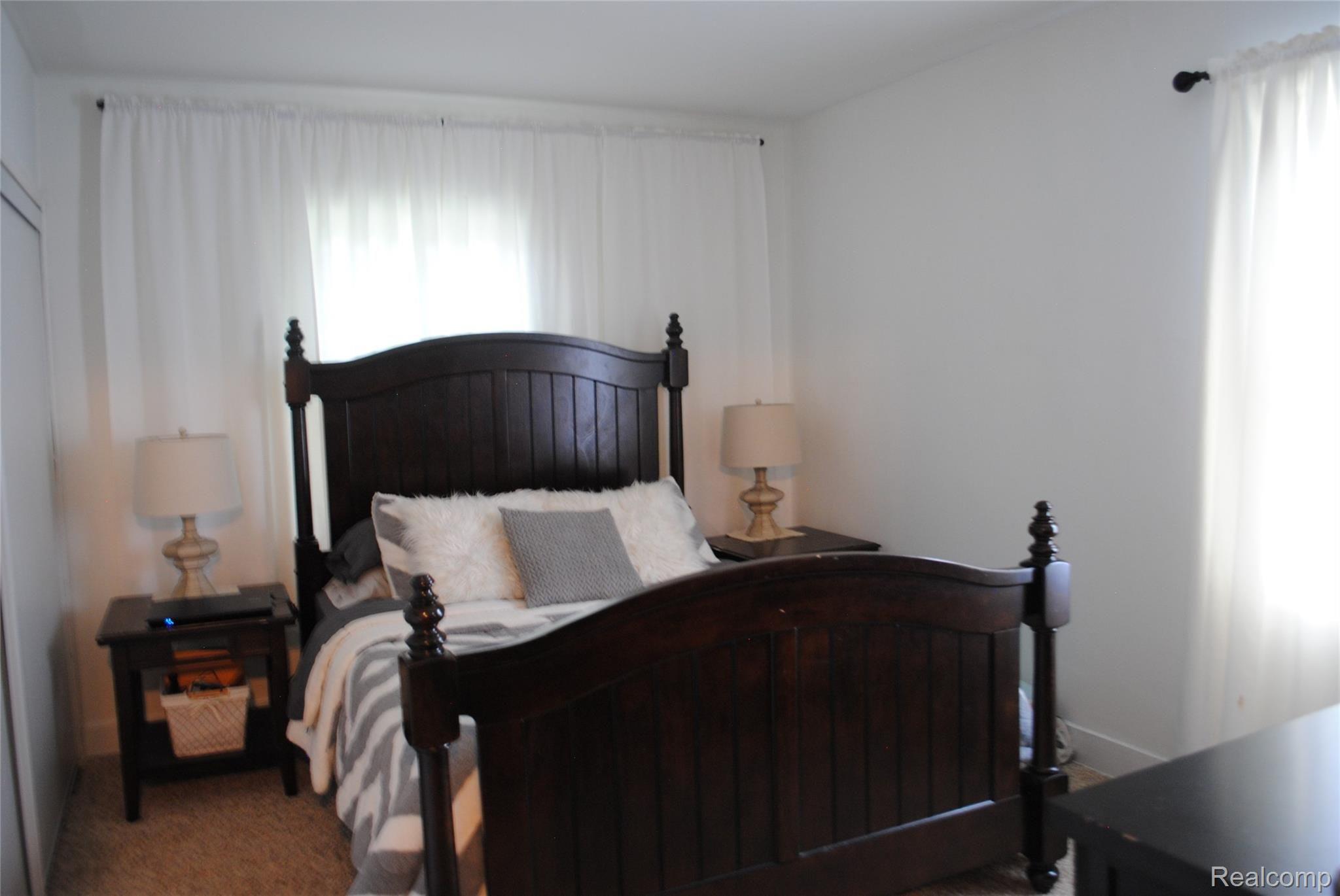 4333 Lapeer Road Burton, MI 48509 - Photo 19 of 43 DSC_0500.JPG