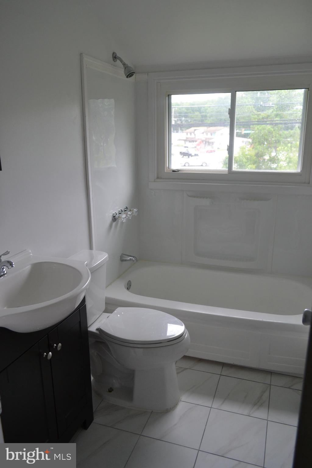 20 Towpath Road Levittown, PA 19056 - Photo 10 of 12 Upstairs Bath
