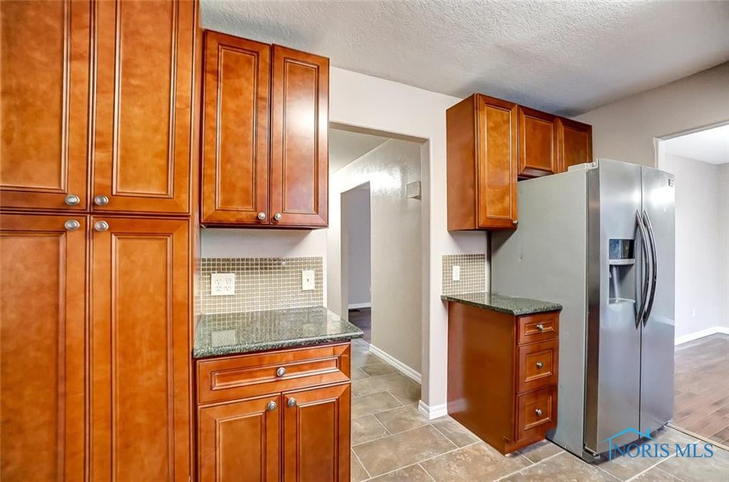 2101 King Road Toledo, OH 43617 - Photo 13 of 36 Gallery Image 13