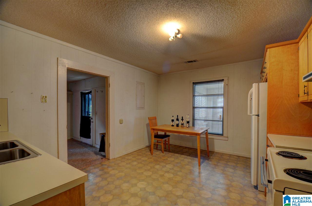 102 Pinedale Road Clanton, AL 35045 - Photo 13 of 32