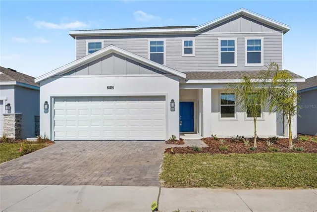 a view of hallway with livingroom
