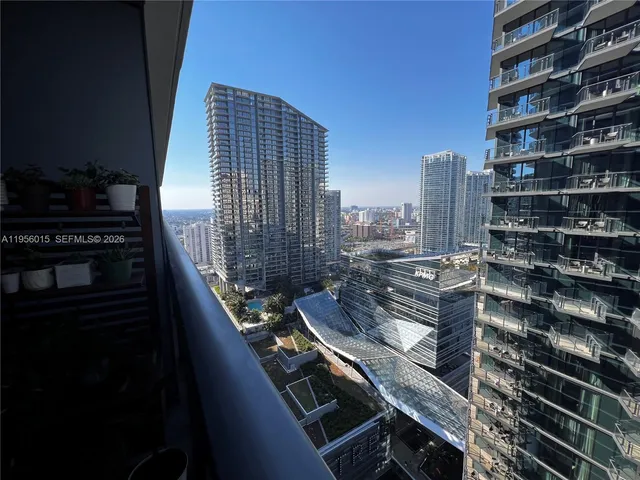 $4,200 | 801 South Miami Avenue, Unit 2807, Miami, FL 33131