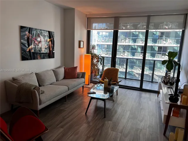 $4,200 | 801 South Miami Avenue, Unit 2807, Miami, FL 33131