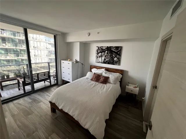 $4,200 | 801 South Miami Avenue, Unit 2807, Miami, FL 33131