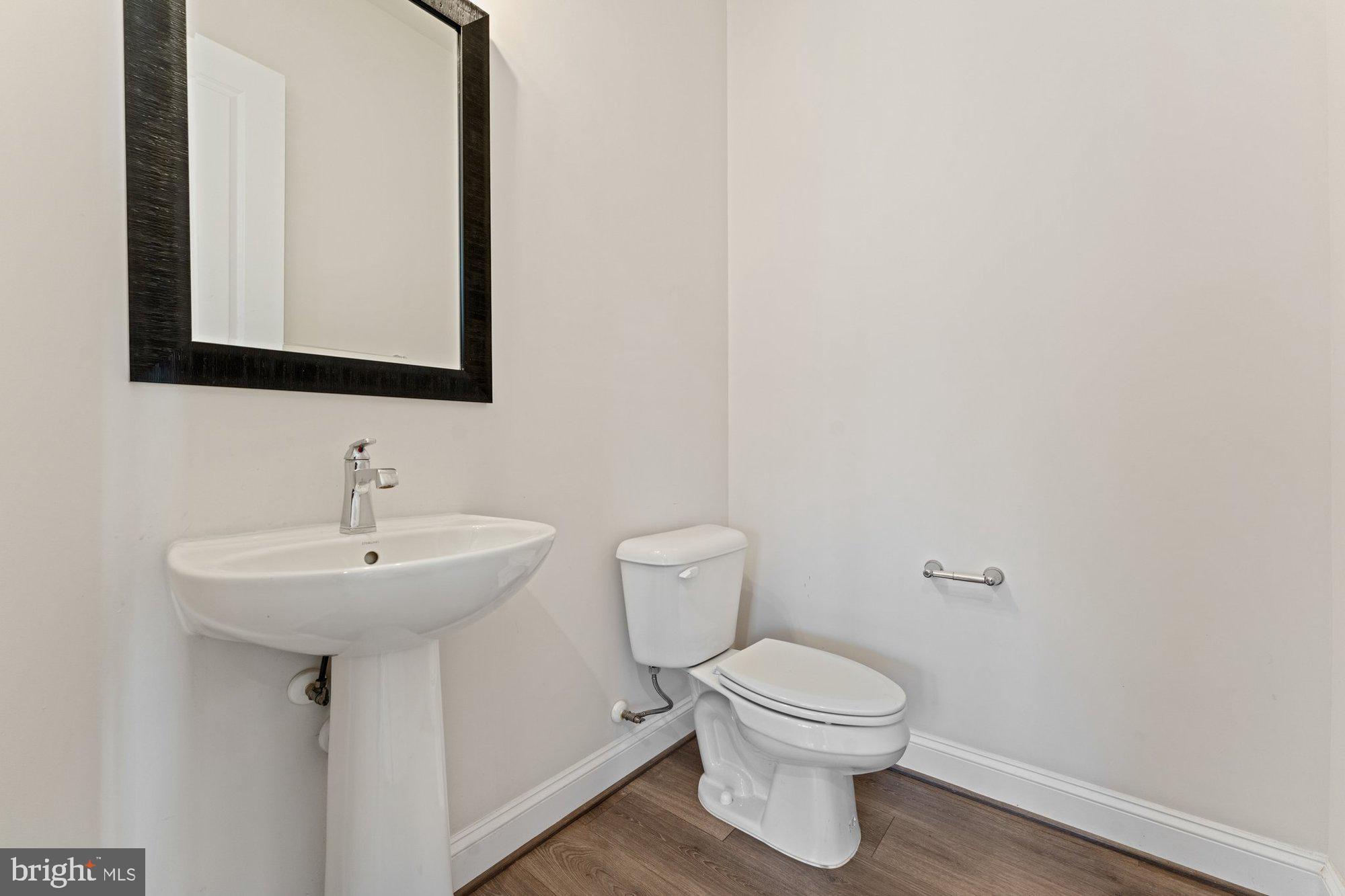 1007 Ware Street Southwest Vienna, VA 22180 - Photo 33 of 86 Gallery Image 33