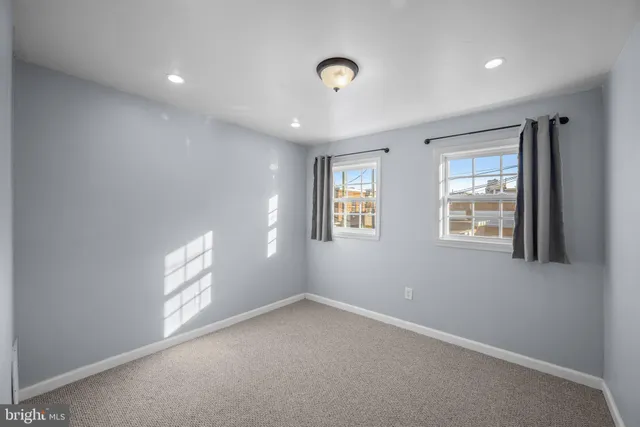 $300,000 | 17 West Fort Avenue, Baltimore, MD 21230