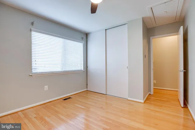 $2,600 | 10605 Summer Oak Court, Burke, VA 22015