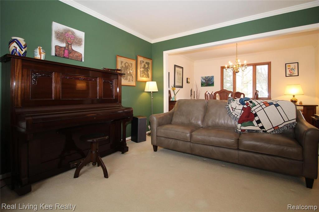 1577 Deerhurst Lane Rochester Hills, MI 48307 - Photo 12 of 45