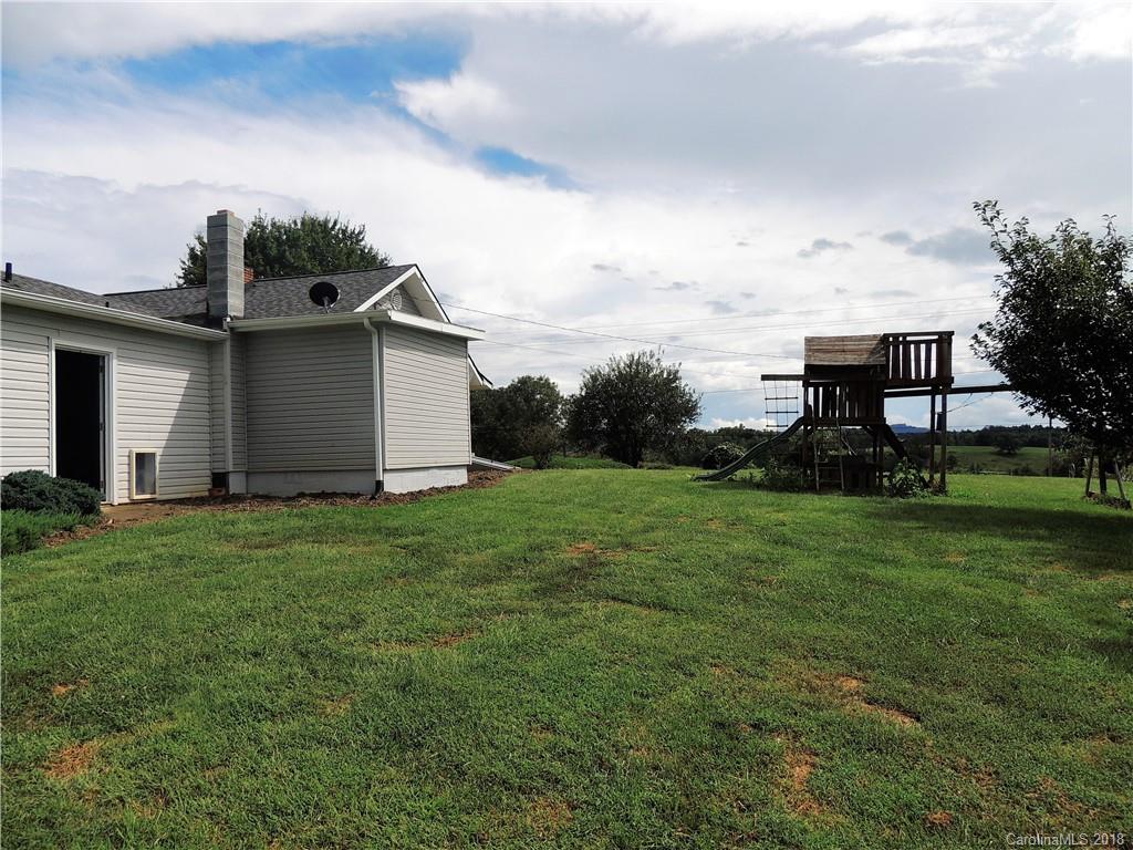 463 Jupiter Road Weaverville, NC 28787 - Photo 6 of 23 Gallery Image 6