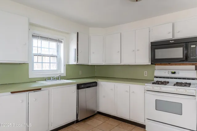 $1,199,000 | 128 Circular Street, Saratoga Springs, NY 12866