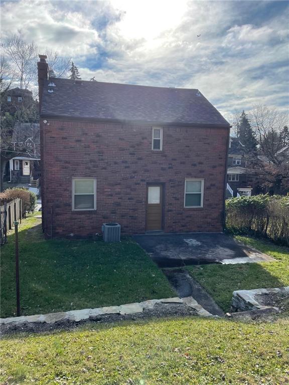 64 Greenlee Road Pittsburgh, PA 15227 - Photo 23 of 25 Gallery Image 23