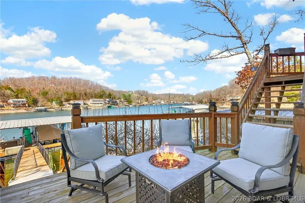 $750,000 | 29345 Cedar Haven Drive, Rocky Mount, MO 65072