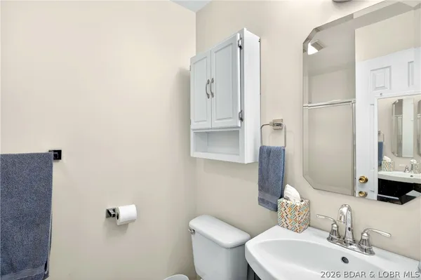 $750,000 | 29345 Cedar Haven Drive, Rocky Mount, MO 65072