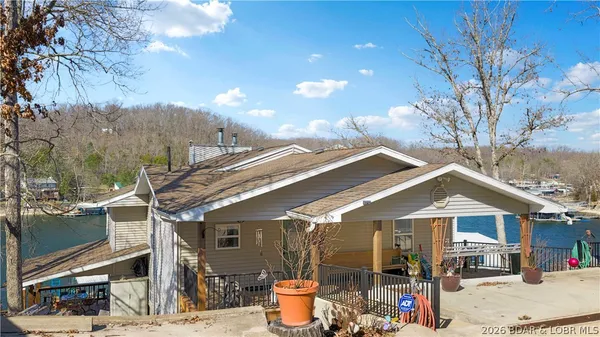 $750,000 | 29345 Cedar Haven Drive, Rocky Mount, MO 65072