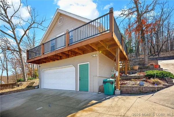 $750,000 | 29345 Cedar Haven Drive, Rocky Mount, MO 65072