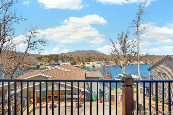 $750,000 | 29345 Cedar Haven Drive, Rocky Mount, MO 65072