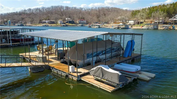 $750,000 | 29345 Cedar Haven Drive, Rocky Mount, MO 65072