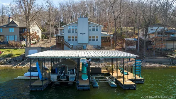 $750,000 | 29345 Cedar Haven Drive, Rocky Mount, MO 65072