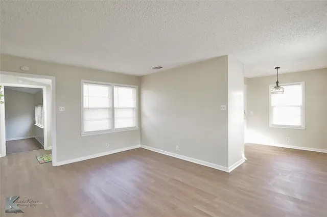 $1,595 | 3227 South 9th Street, Abilene, TX 79605