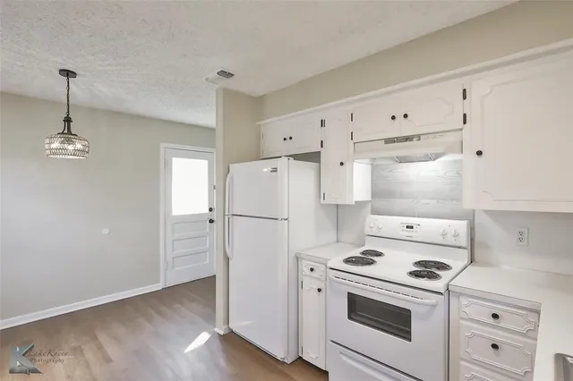 $1,595 | 3227 South 9th Street, Abilene, TX 79605