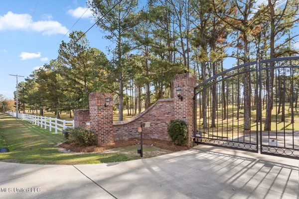 $3,399,000 | 1039 Cedar Hill Road, Madison, MS 39110