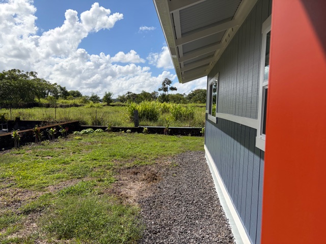 856 Ho'olala Place Hilo, HI 96720 - Photo 5 of 30 a view of a pathway of a yard