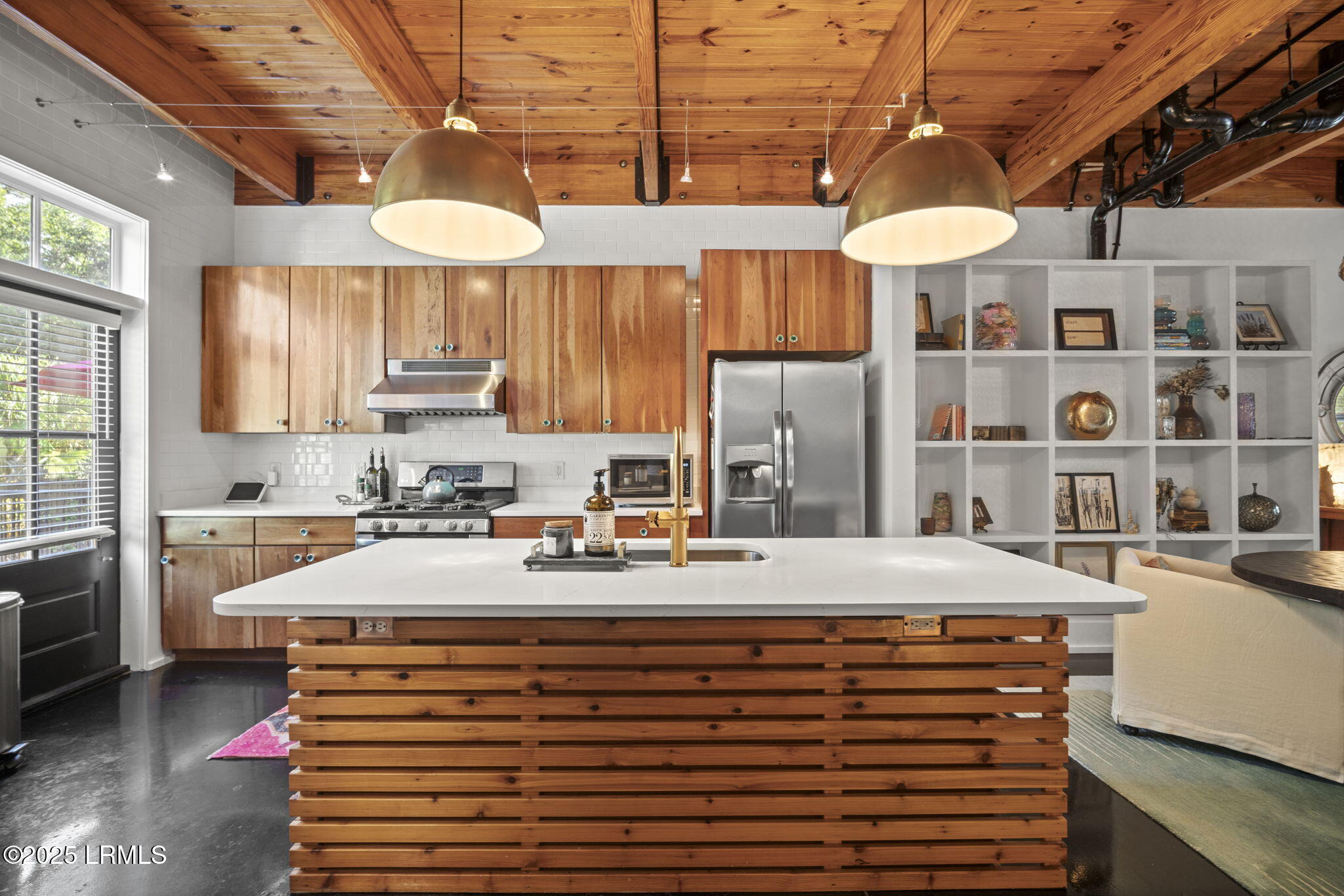 25 Market, Unit A Beaufort, SC 29906 - Photo 17 of 59 23-web-or-mls-DSC00114