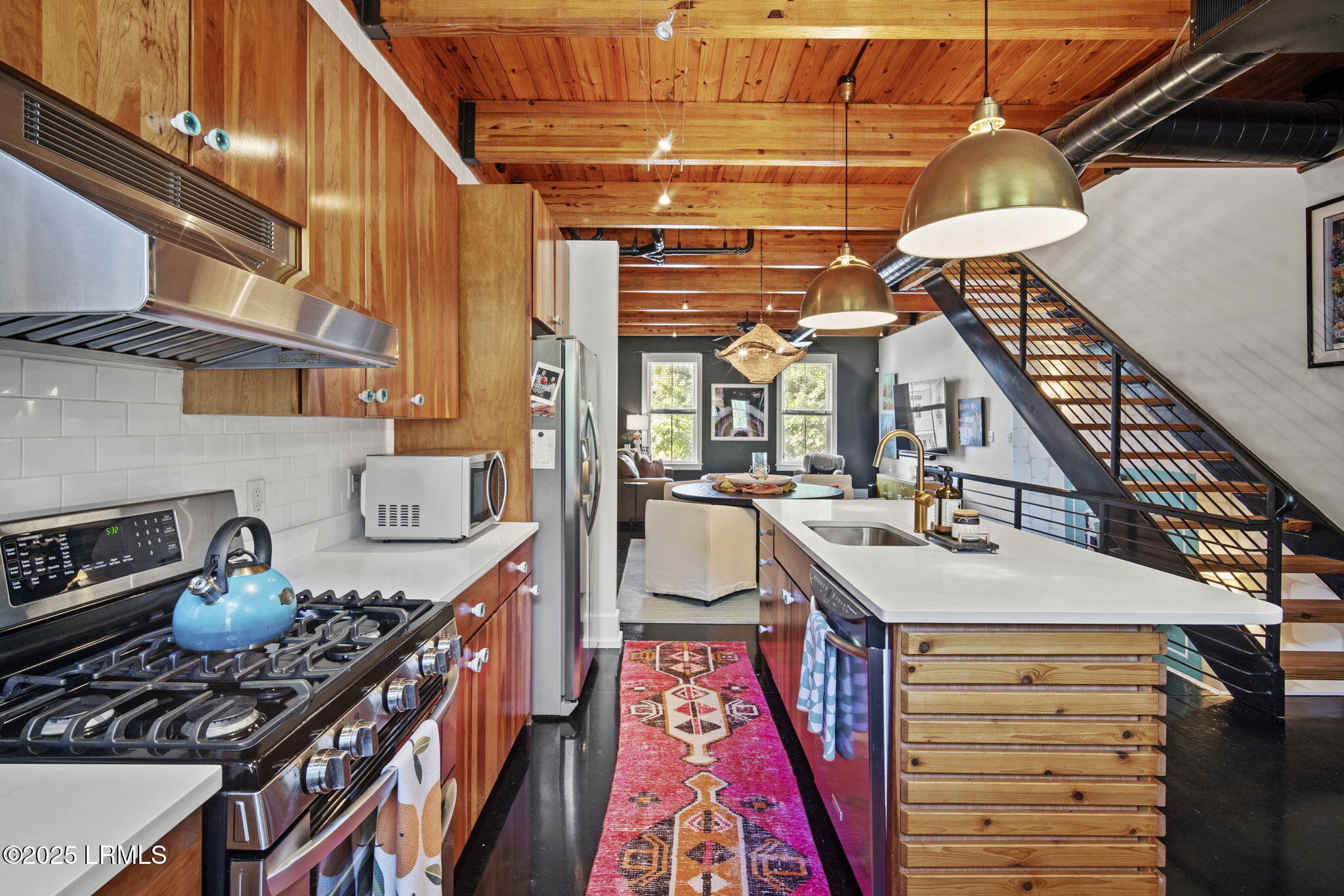 25 Market, Unit A Beaufort, SC 29906 - Photo 19 of 59 25-web-or-mls-DSC00123