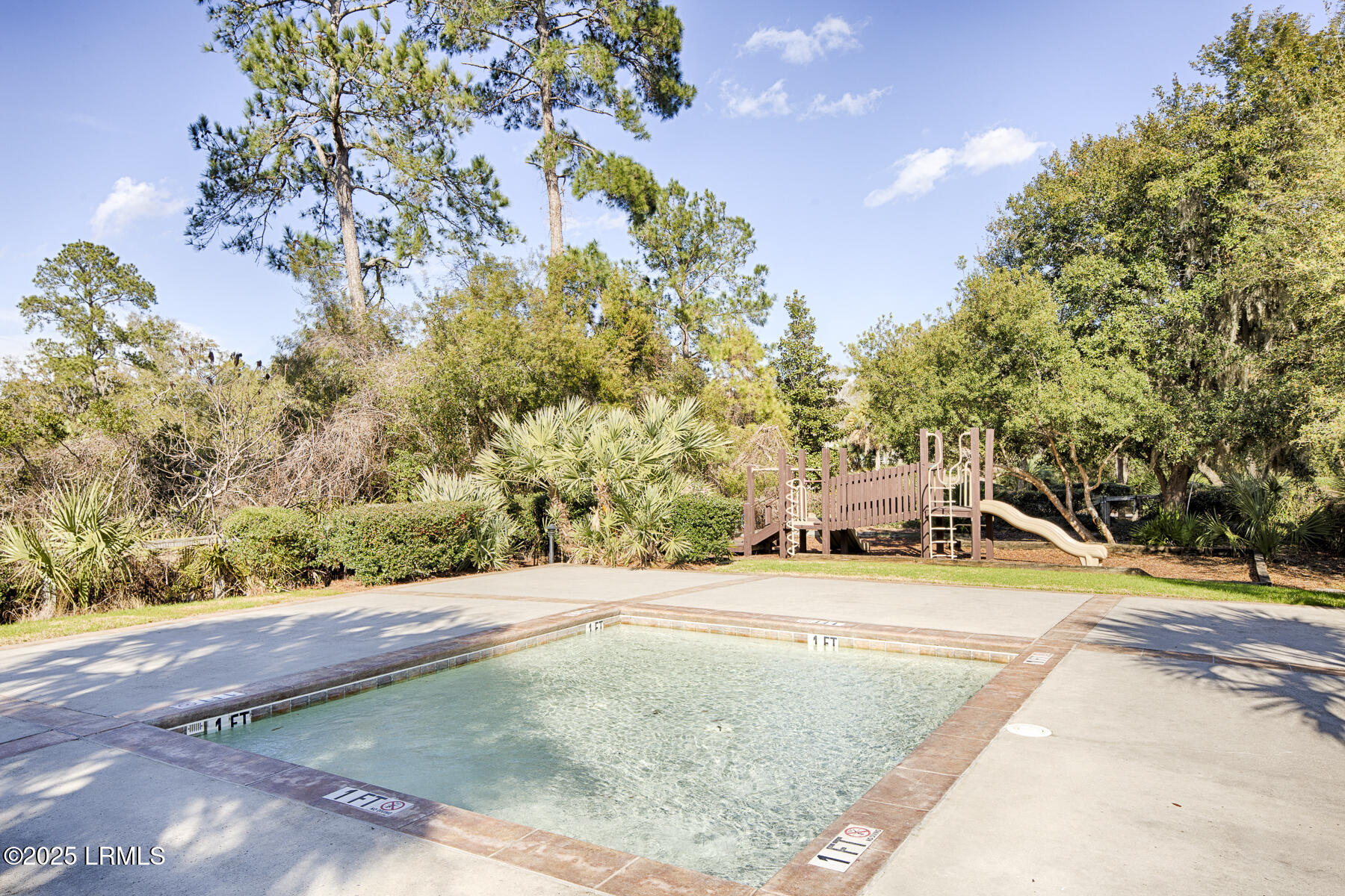 25 Market, Unit A Beaufort, SC 29906 - Photo 49 of 59 58RiverPl030316WCM0721800