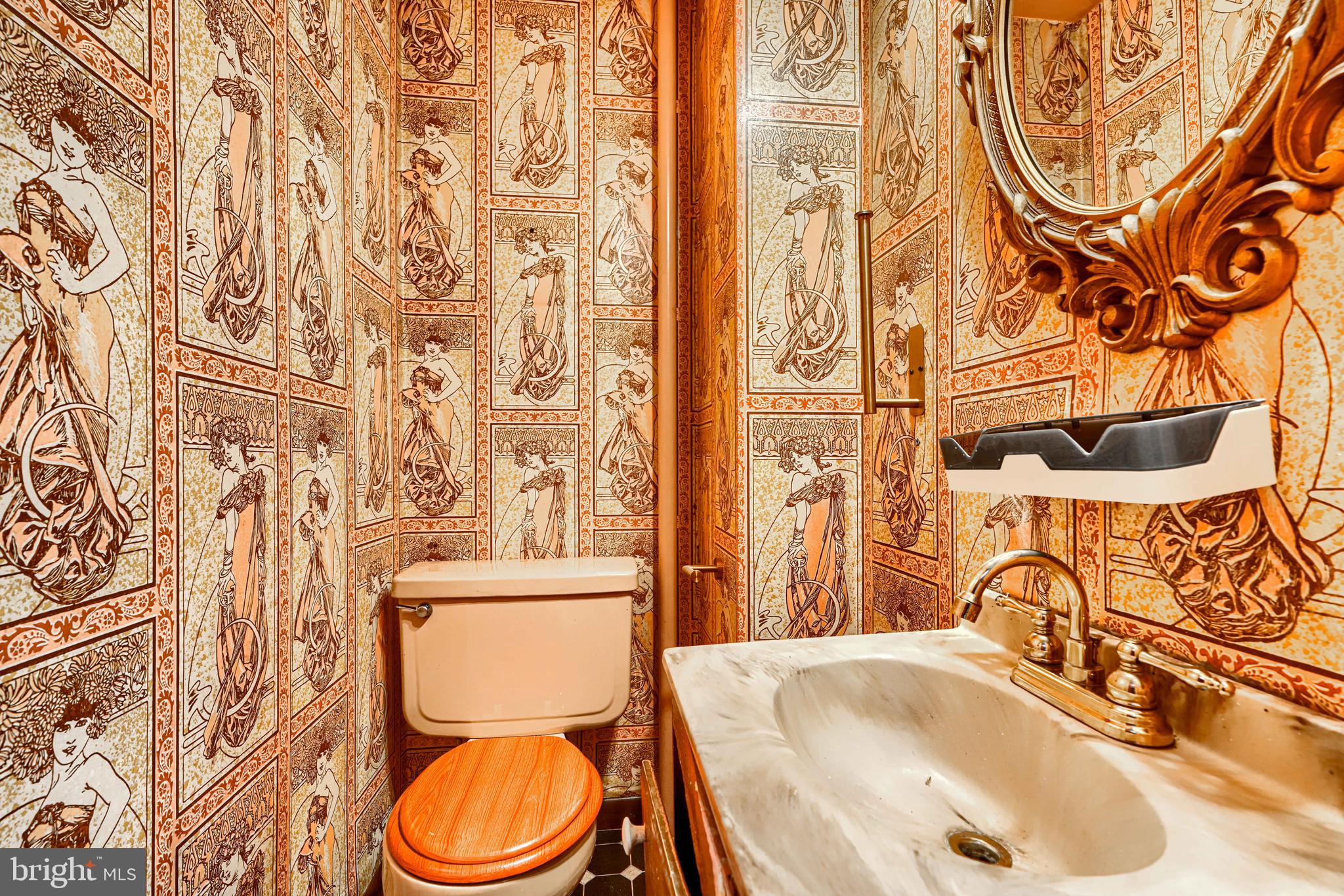 4309 Valley View Avenue Baltimore, MD 21206 - Photo 19 of 49