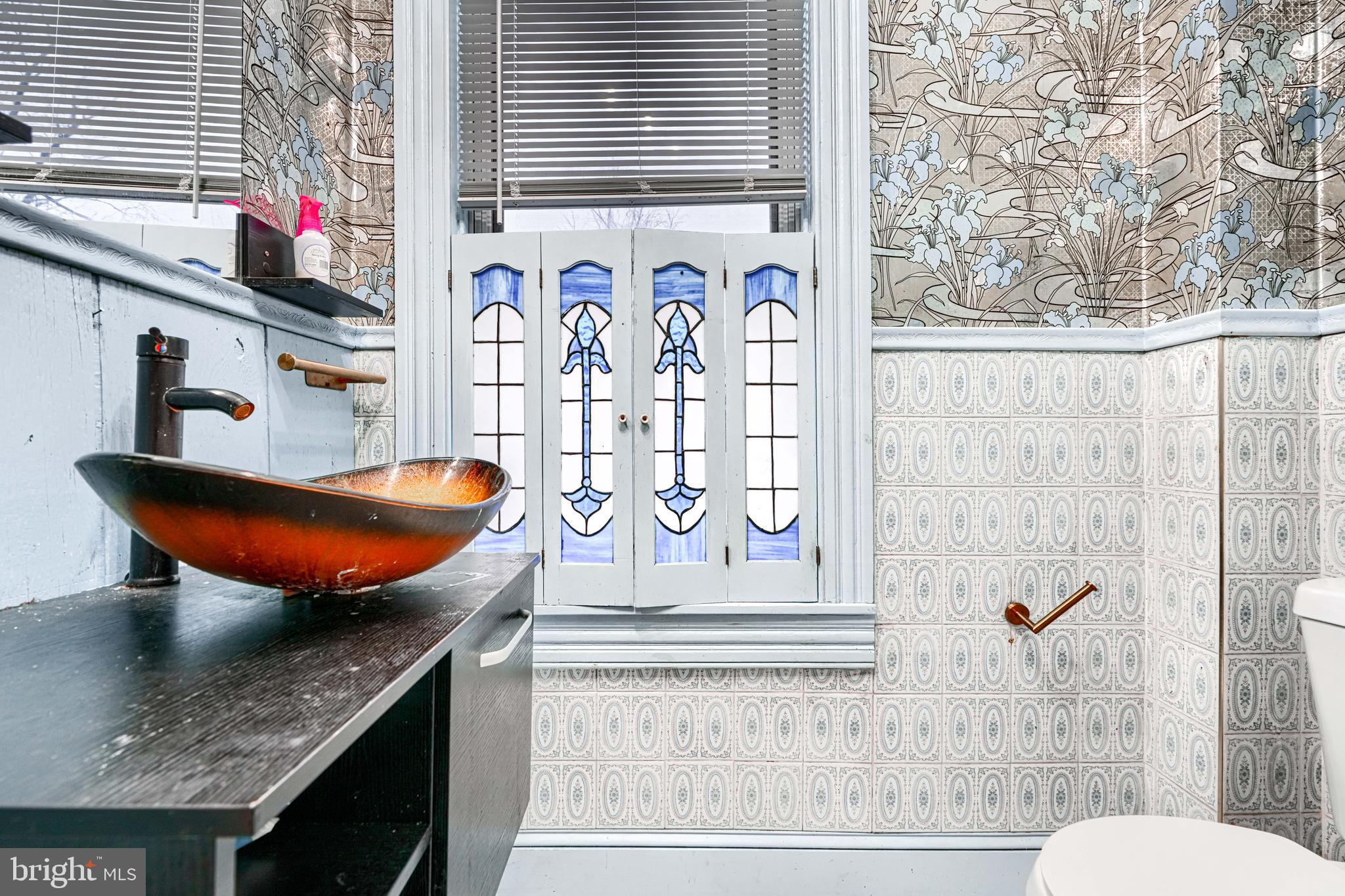 4309 Valley View Avenue Baltimore, MD 21206 - Photo 30 of 49