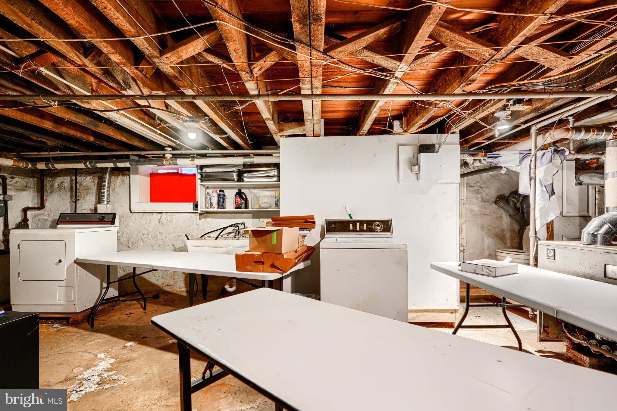 4309 Valley View Avenue Baltimore, MD 21206 - Photo 40 of 49