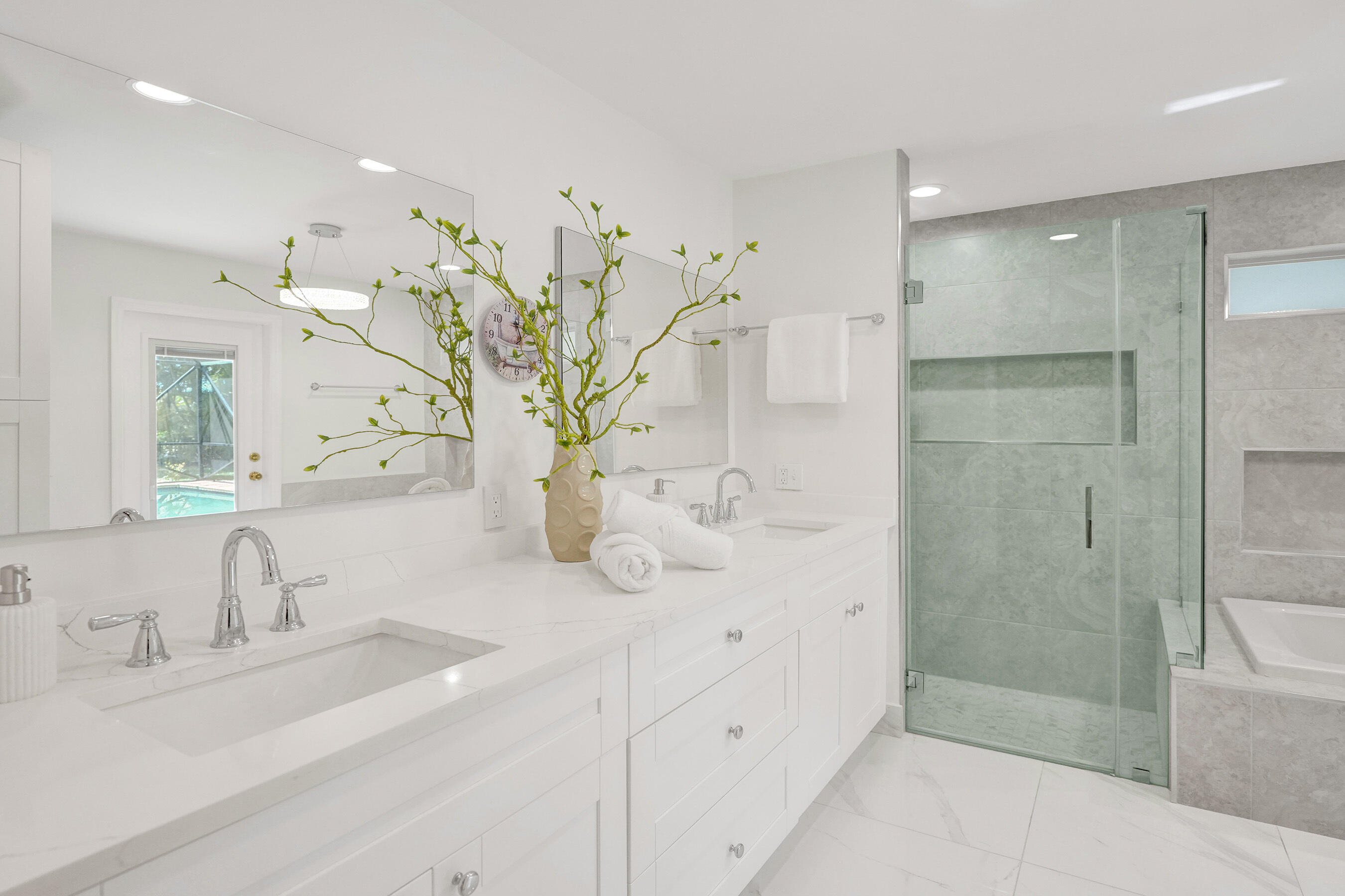 2401 Northwest 39th Street Boca Raton, FL 33431 - Photo 30 of 60 DSC08171