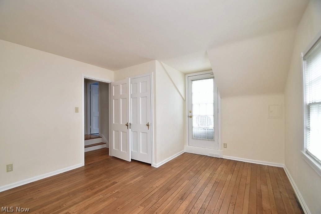 2401 Overlook Road Cleveland, OH 44106 - Photo 22 of 32 3rd bedroom with access to upper balcony