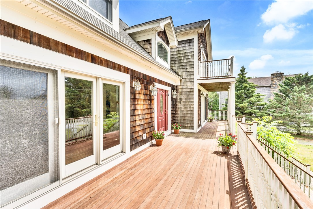 258 Sunnybrook Farm Road Narragansett, RI 02882 - Photo 4 of 37 Gallery Image 4