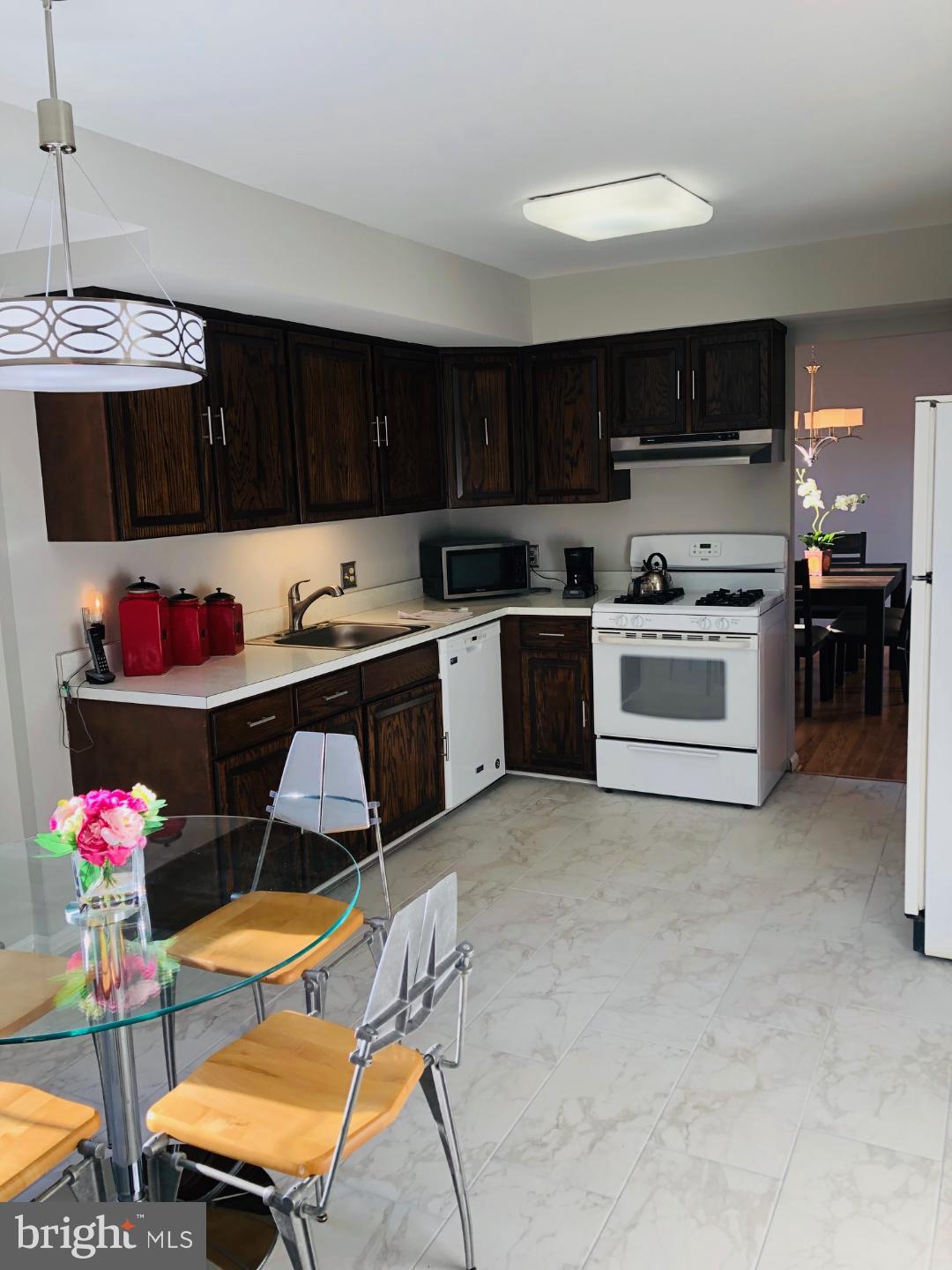 2308 Short Ridge Road Reston, VA 20191 - Photo 12 of 37 Gallery Image 12