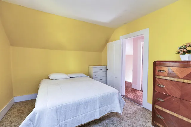 $460,000 | 15 Main Street, Allenstown, NH 03275