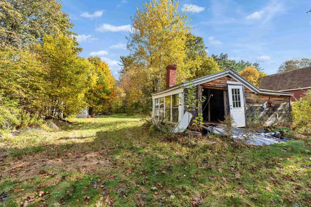 $460,000 | 15 Main Street, Allenstown, NH 03275