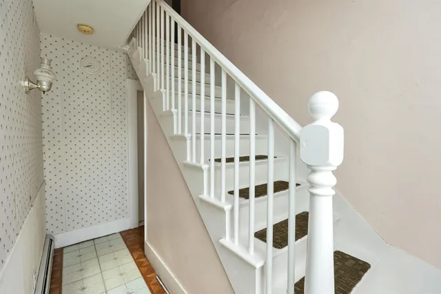 $460,000 | 15 Main Street, Allenstown, NH 03275