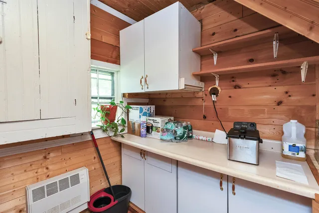 $460,000 | 15 Main Street, Allenstown, NH 03275